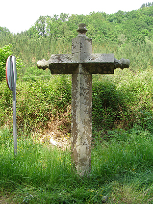Una cruz del Vía Crucis de Ibarruri en Muxik